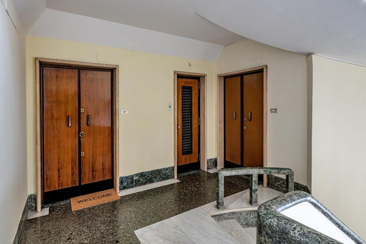 - 6 Posti Letto E 2 Bagni A 4 Fermate Dal Colosseo *